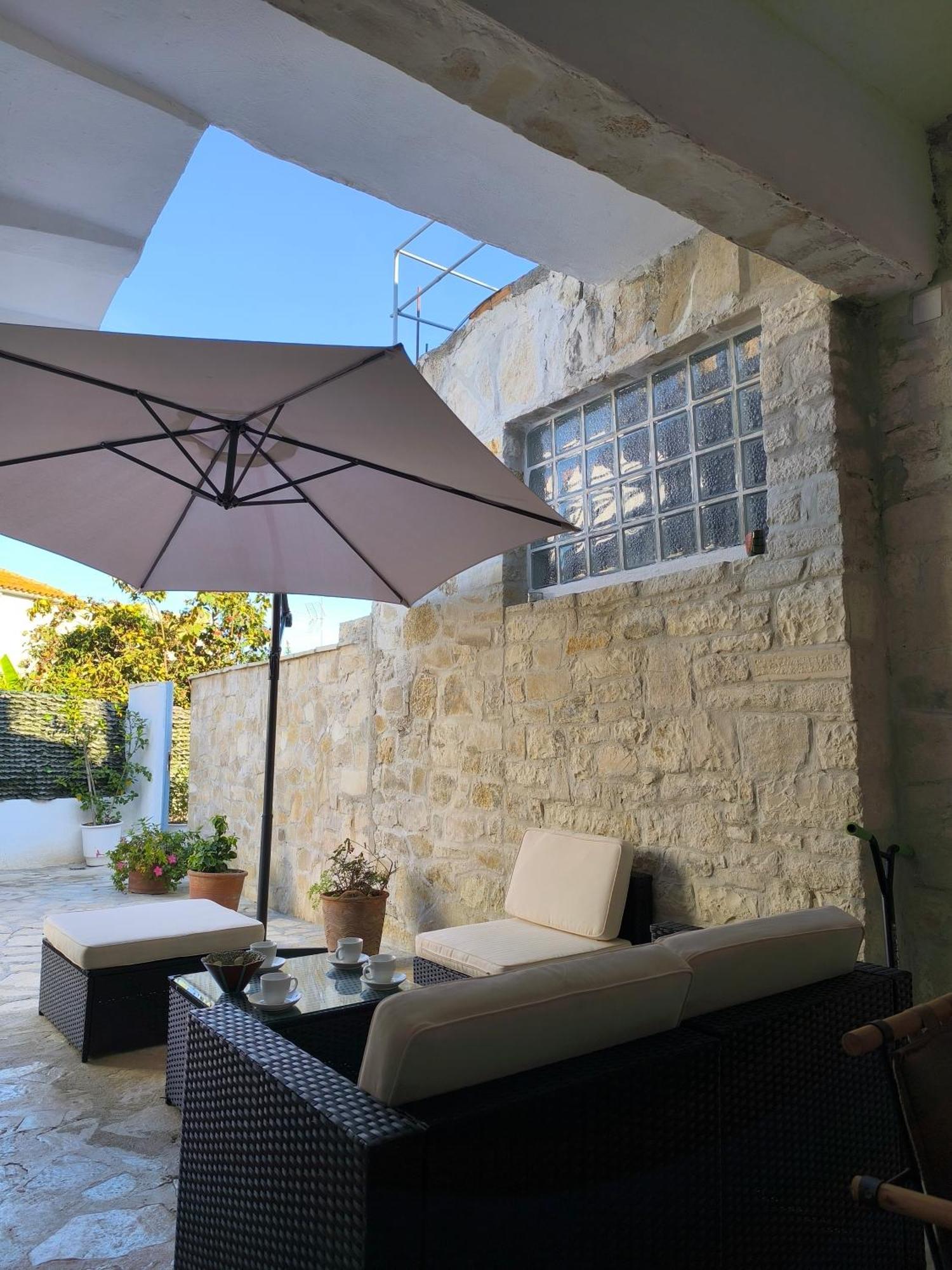 Poseidon Apartment