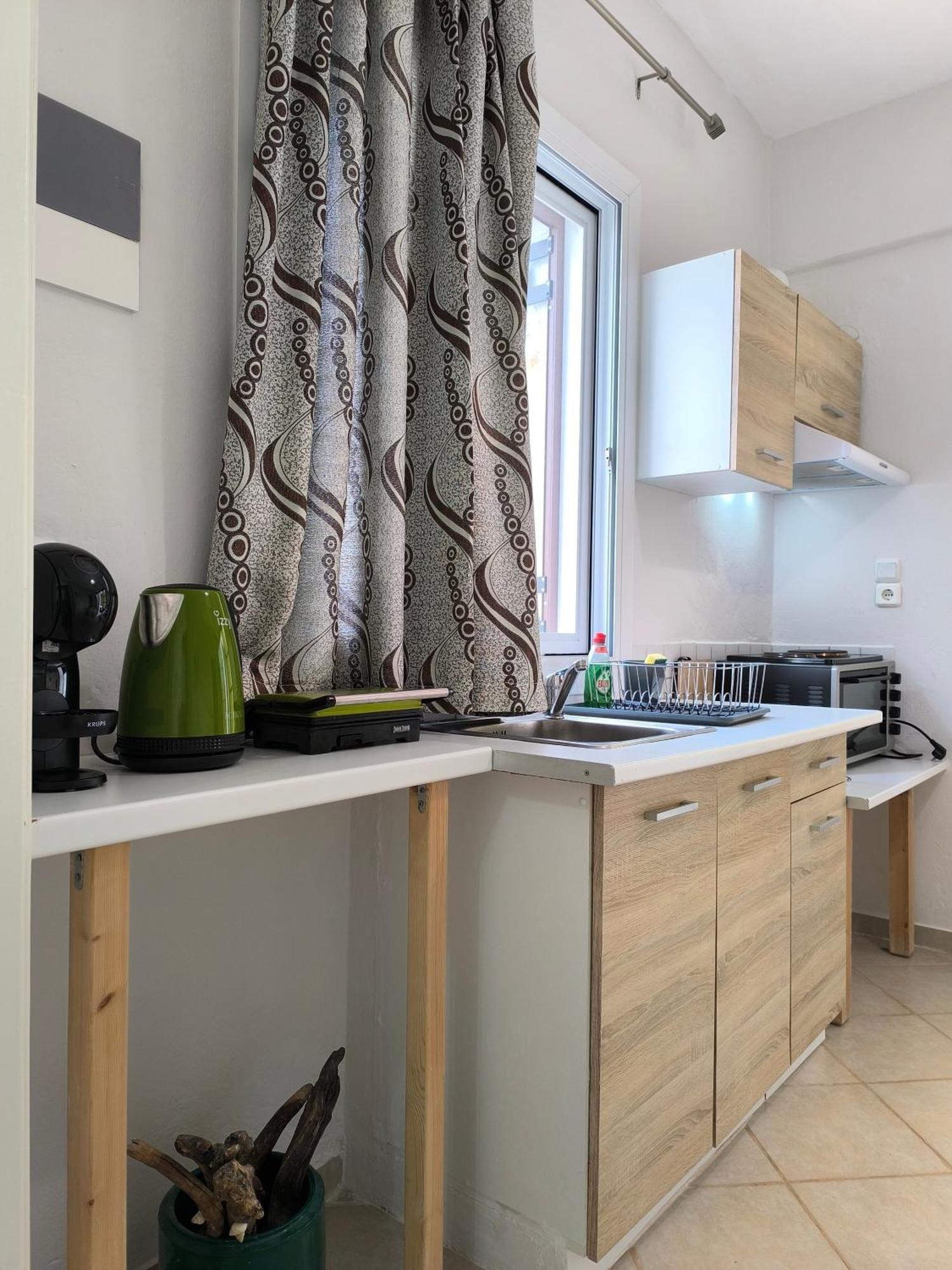 Poseidon Apartment *
